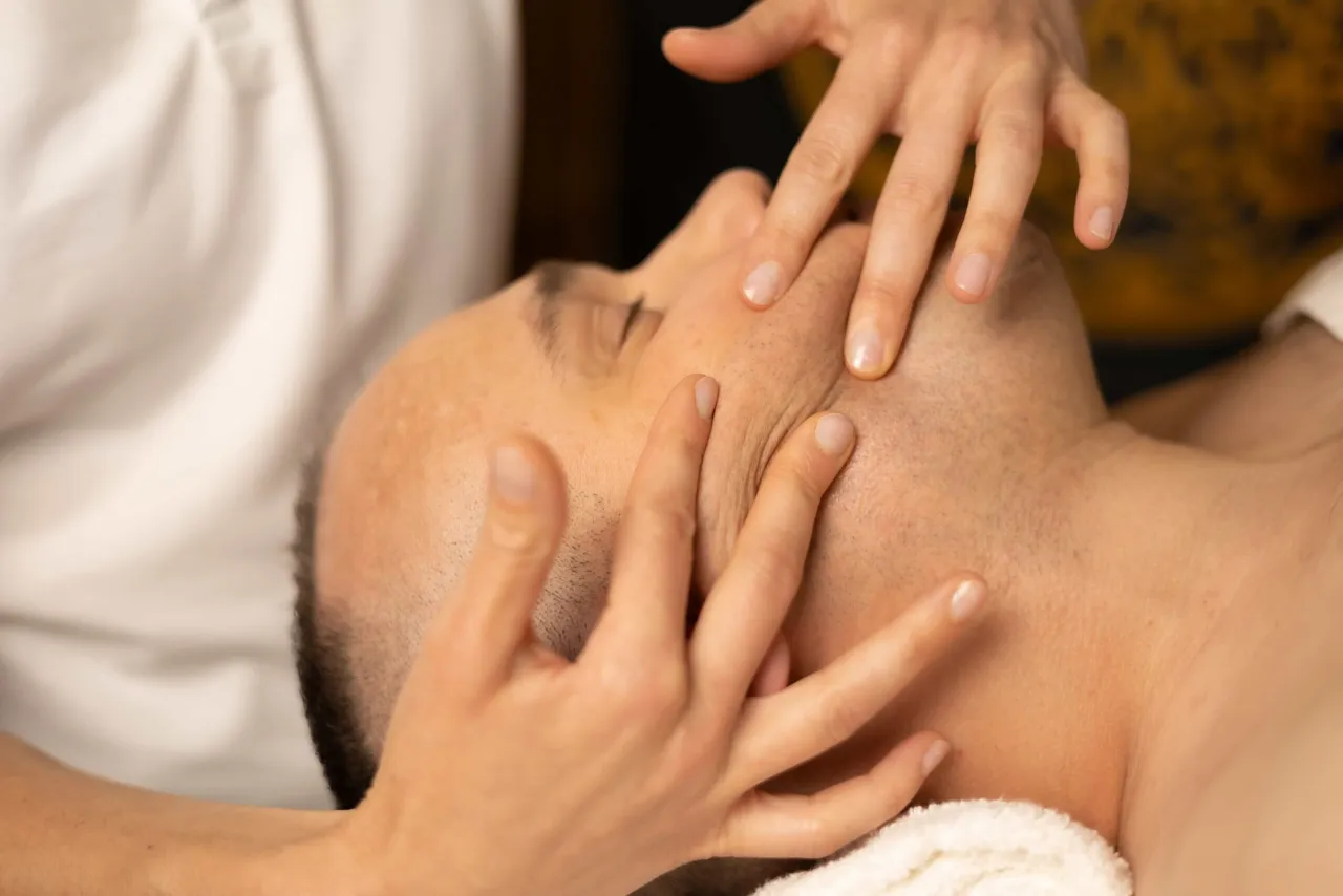 Zdjęcie Ile trwa masaż Kobido? Czas trwania i co warto wiedzieć