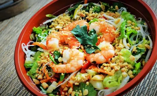 Zdjęcie Salade de crevettes thaï : le secret d'une recette fraîche et rapide