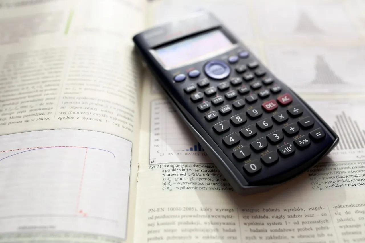 Zdjęcie Czego nie możesz mieć na maturze z matematyki według CKE?