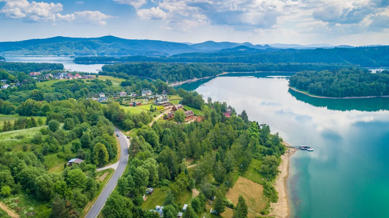 Zdjęcie Bieszczady atrakcje Solina – odkryj najpiękniejsze miejsca i aktywności
