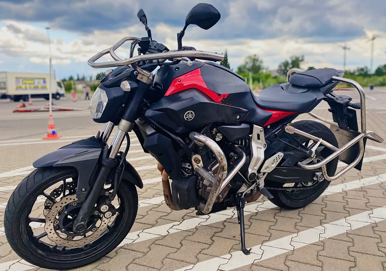 Zdjęcie Gdzie najlepiej zdobyć prawo jazdy kat A w Warszawie? Sprawdź!