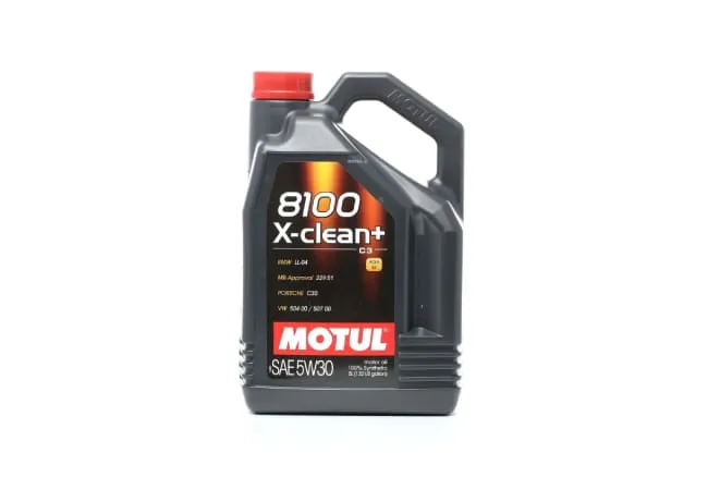 Zdjęcie Olej Motul 5W30 benzyna - najlepszy wybór dla Twojego silnika