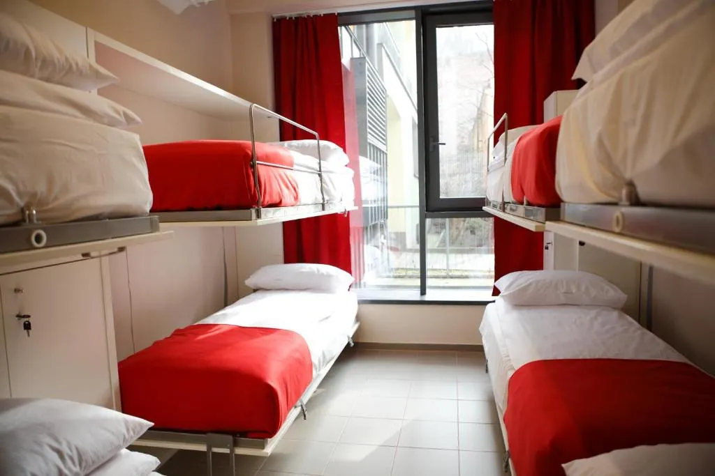 Zdjęcie Jak wygląda nocleg w hostelu? Oczekiwania, komfort i udogodnienia