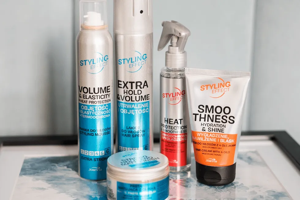 Zdjęcie Najlepsze preparaty do stylizacji włosów: wybierz idealny produkt dla siebie