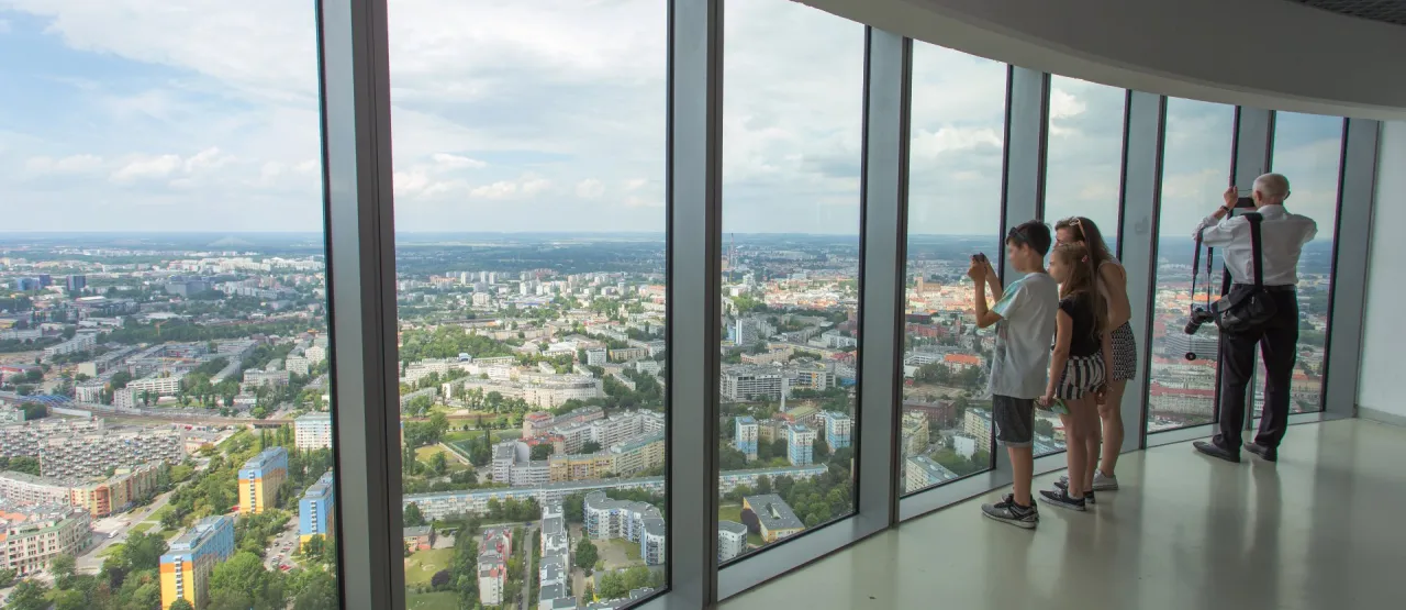 Zdjęcie Najwyższy budynek we Wrocławiu - ile ma pięter i co go wyróżnia?