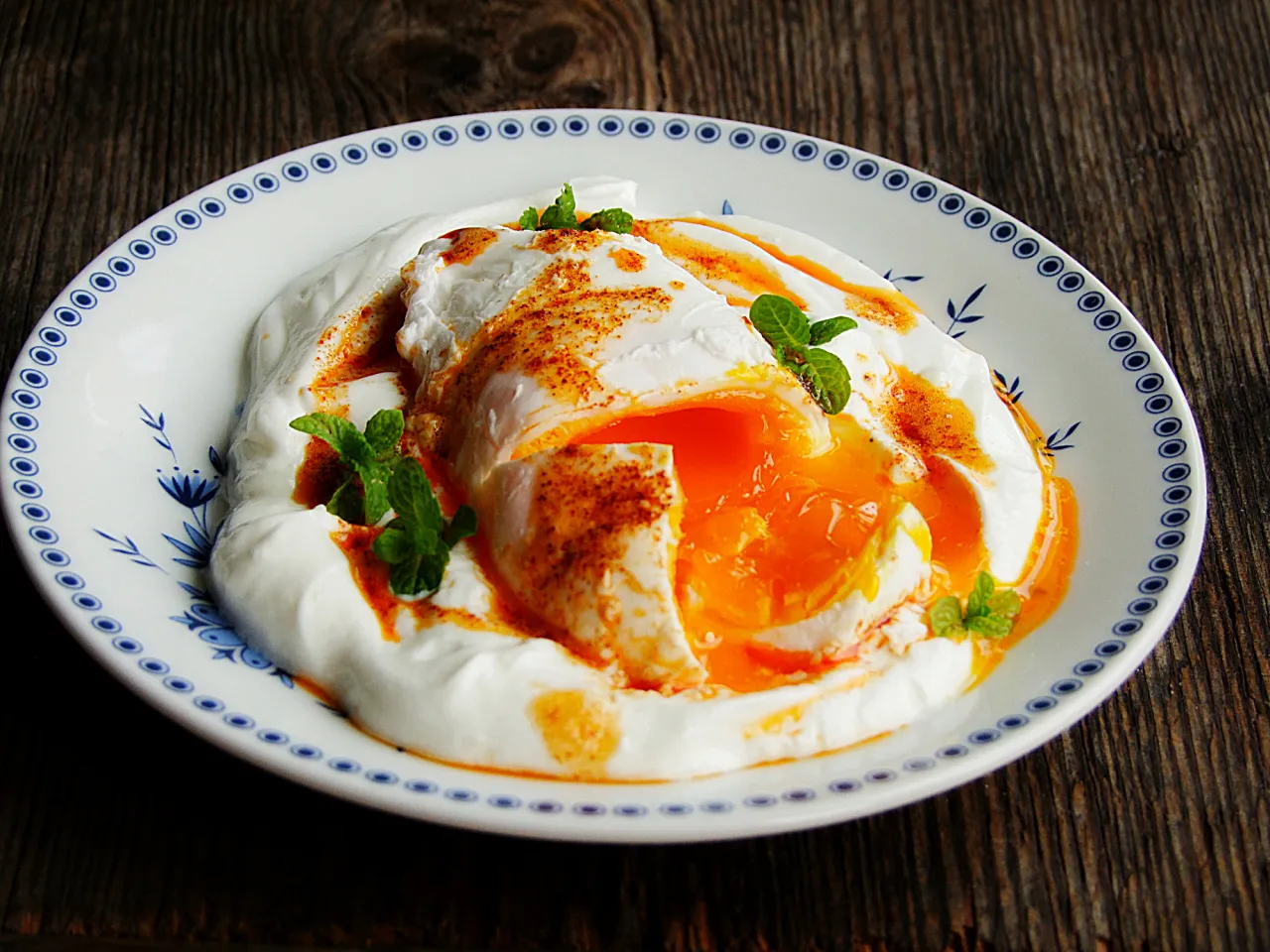 jajka po turecku çılbır przepis