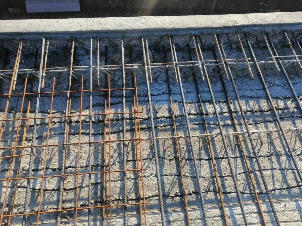 Układanie zbrojenia górnego stropu Filigran