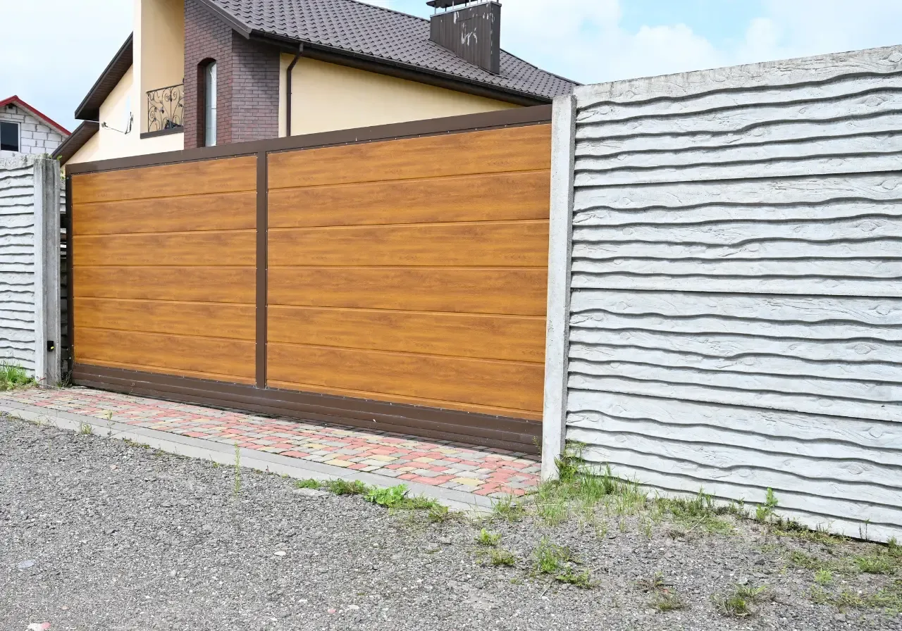 planowanie budowy płotu betonowego