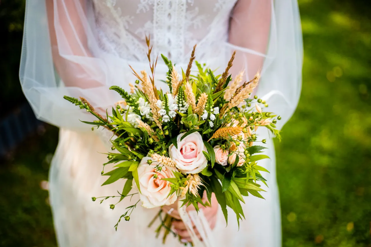 różne style fotografii ślubnej i trendy