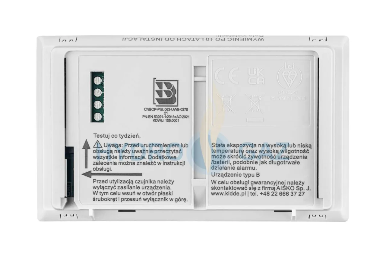 Czujnik czadu należy wymieniać co 10 lat. Instrukcja przypomina o testowaniu urządzenia co tydzień.