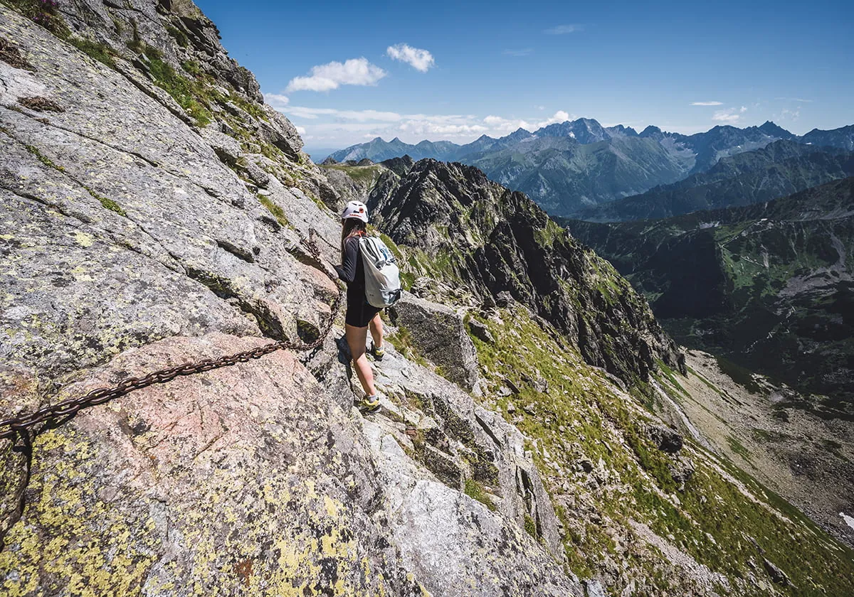 bezpieczeństwo w Tatrach Orla Perć kask