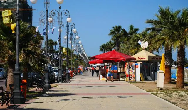 Larnaca promenade safety