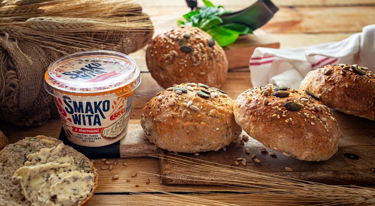 zdrowe składniki do pieczenia bułek mąki ziarna