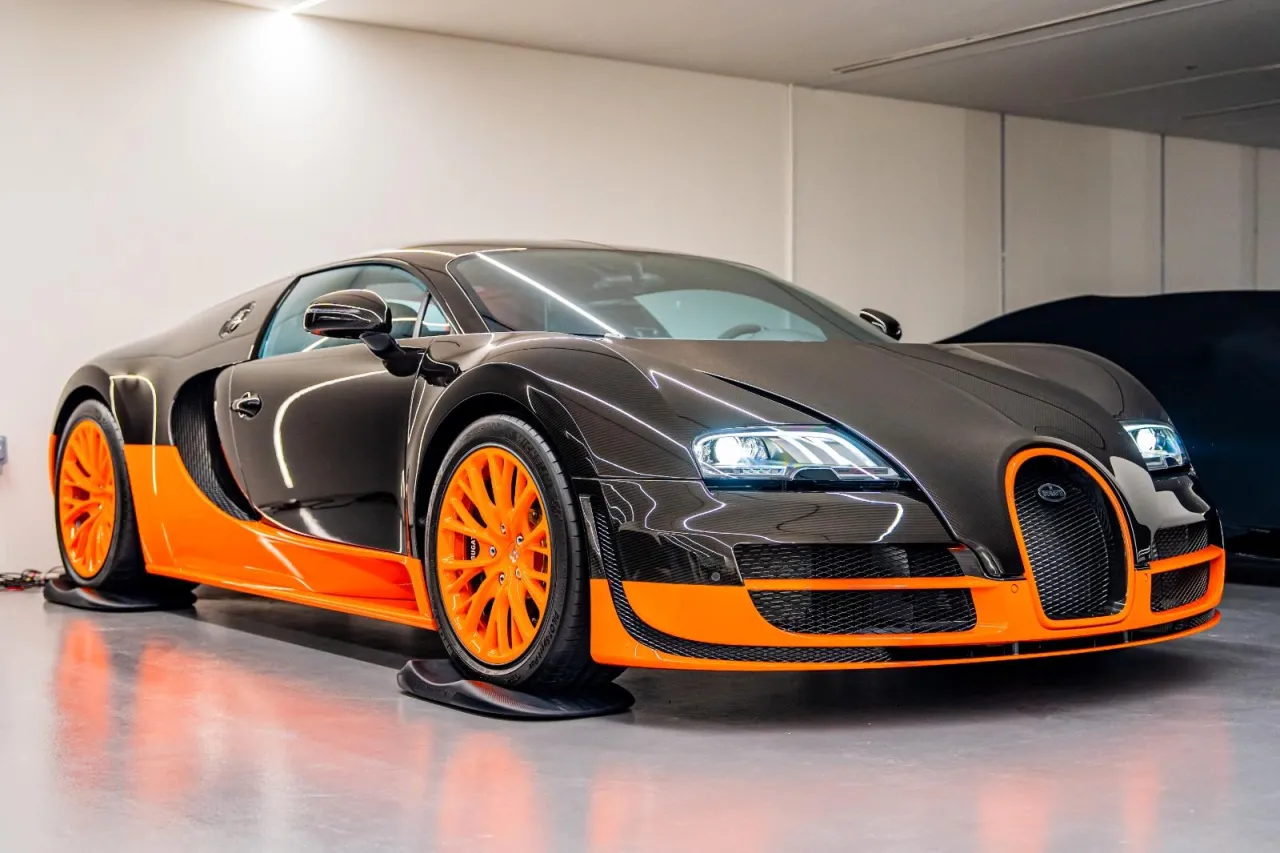 Bugatti Veyron cena nowy używany