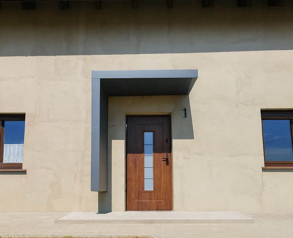 r&oacute;żne typy daszk&oacute;w nad drzwi