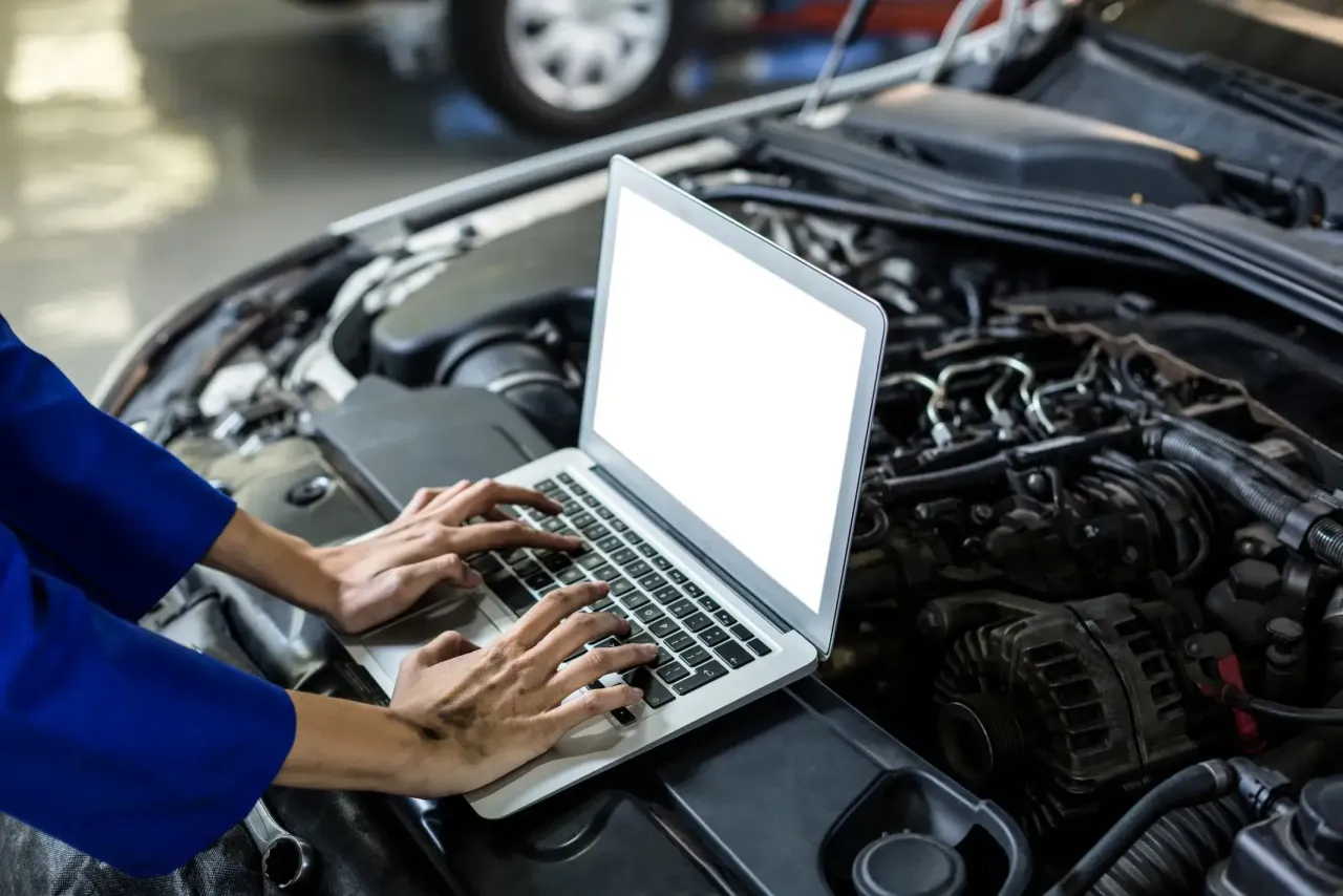 Zdjęcie Dlaczego auto szarpie podczas jazdy diesel? Odkryj przyczyny i rozwiązania