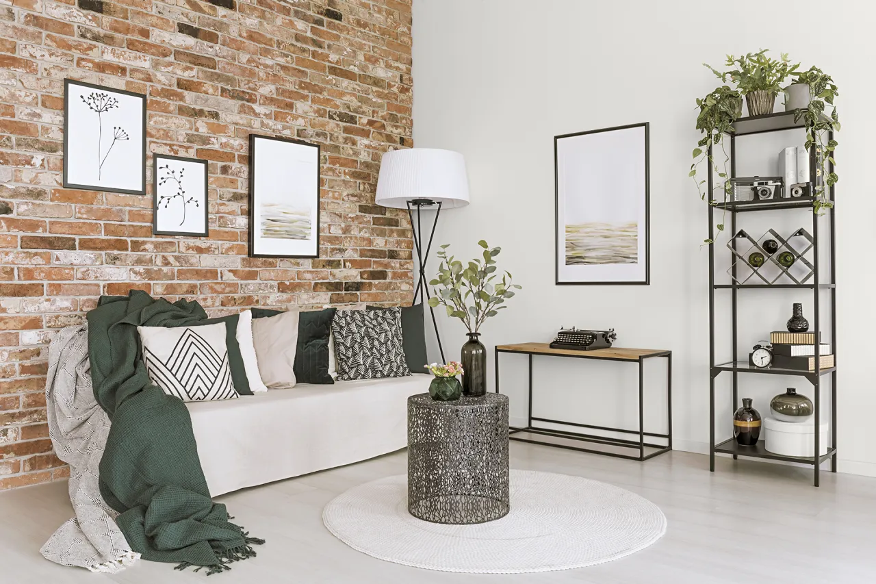 r&oacute;żne style cegły dekoracyjnej we wnętrzach