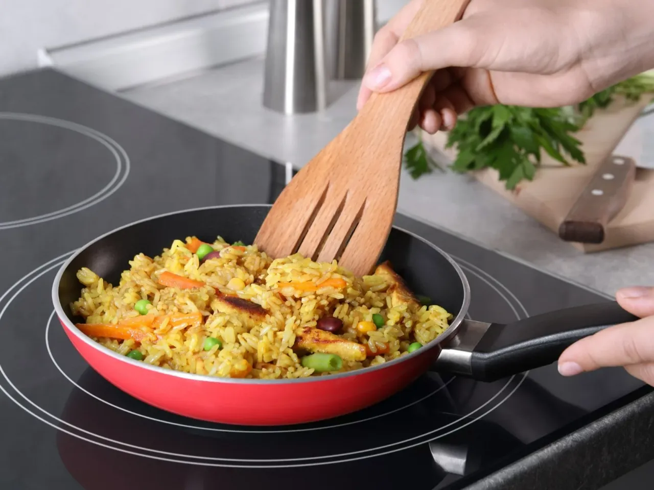 szybkie dania z ryżem z patelni