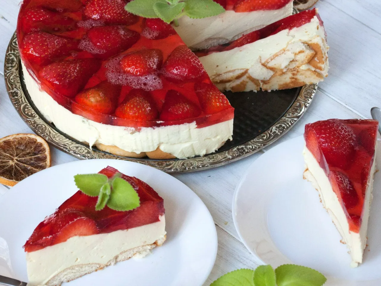 sernik na zimno z wiaderka czy ze zmielonego twarogu porównanie