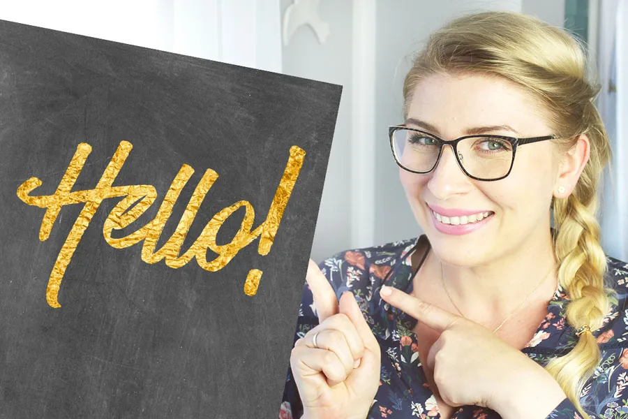 fotorealistyczny złoty napis photoshop przykłady