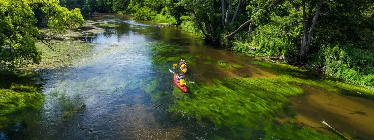 Spływ kajakowy Brdą rezerwat Piekiełko bystrza