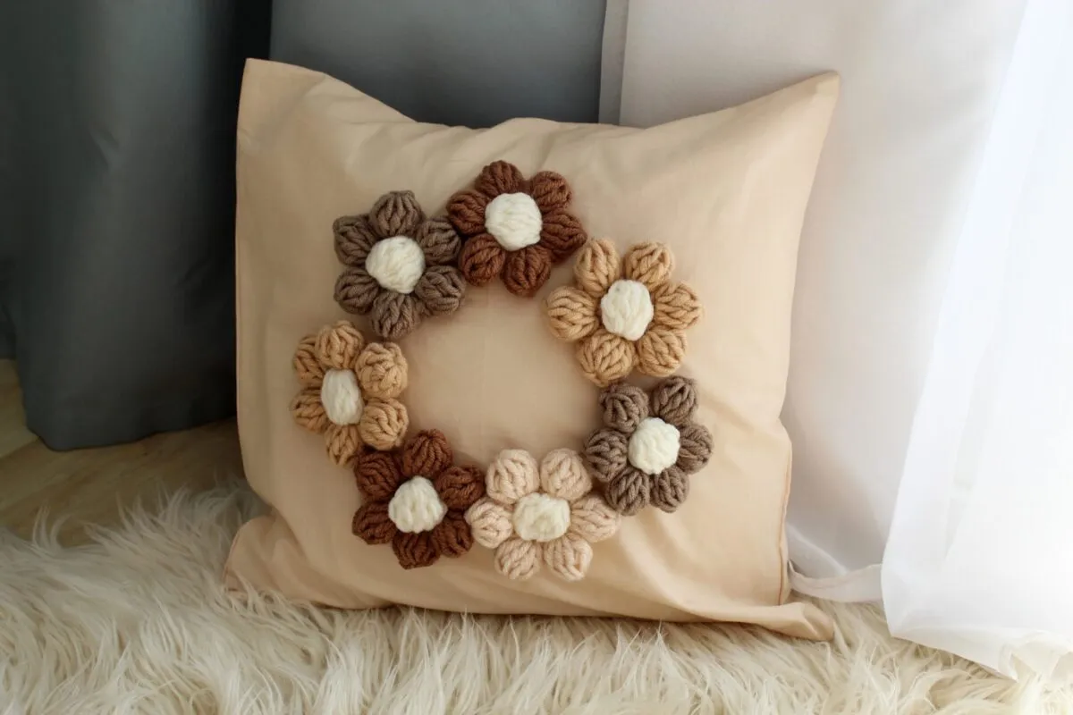 Własnoręcznie uszyta poduszka dekoracyjna inspiracje