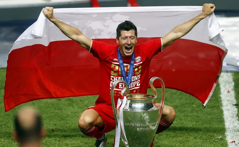 Robert Lewandowski Bayern Monachium potrójna korona 2020