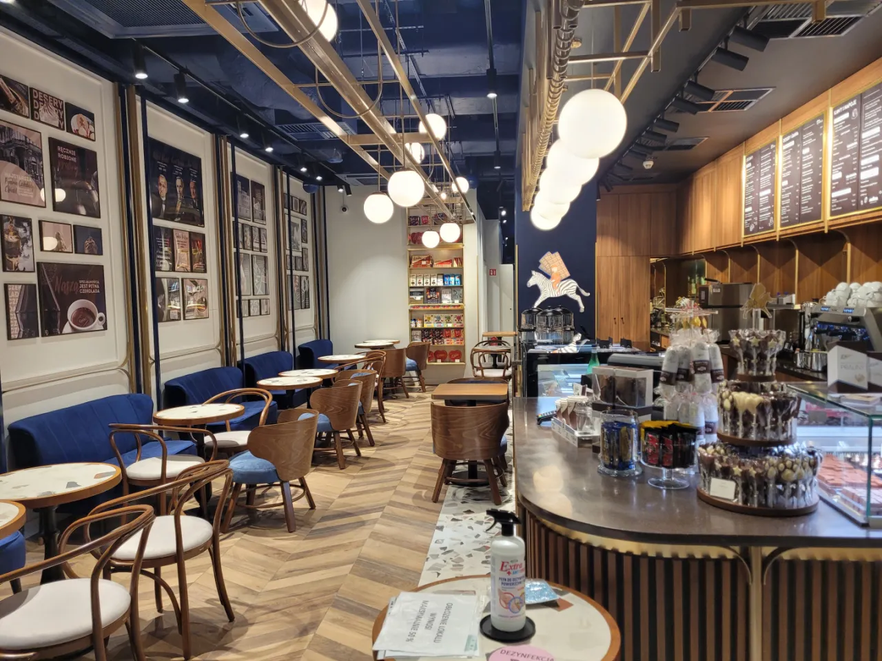 Kawiarnie Nałęcz&oacute;w, pijalnia czekolady Nałęcz&oacute;w