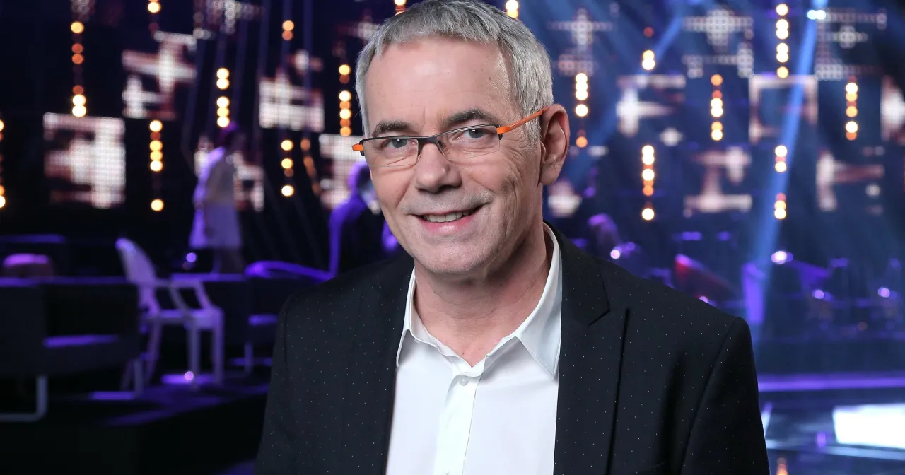 Robert Janowski, prowadzący program 