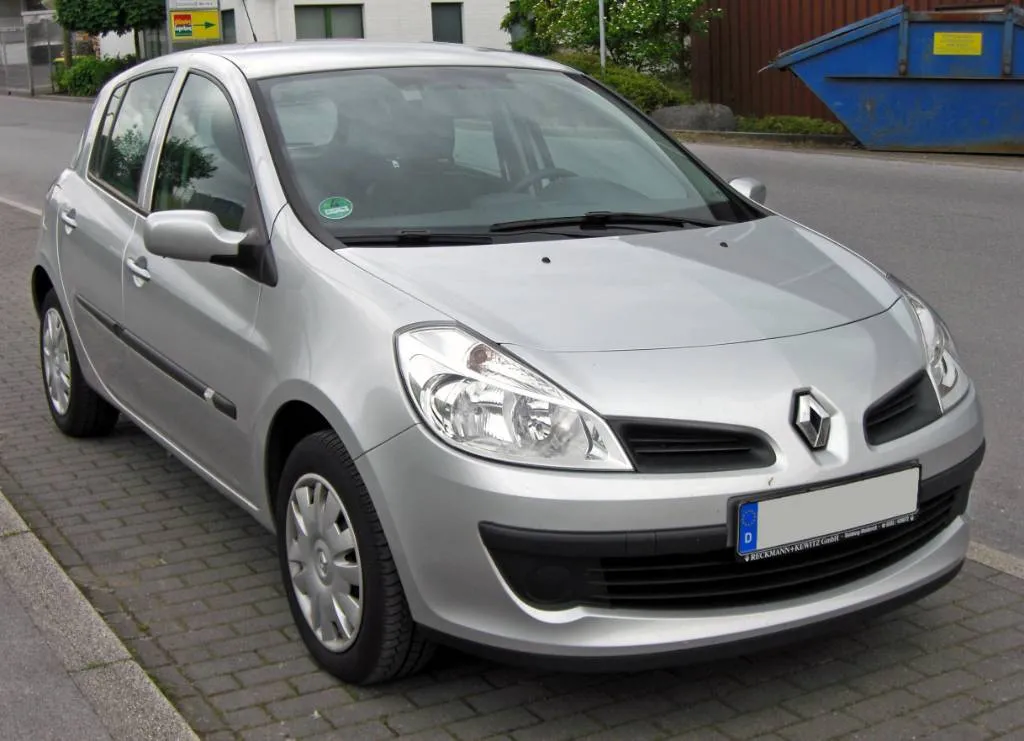 Zdjęcie Renault Clio 3 1.2 pojemność baku - ile litrów naprawdę zmieścisz?