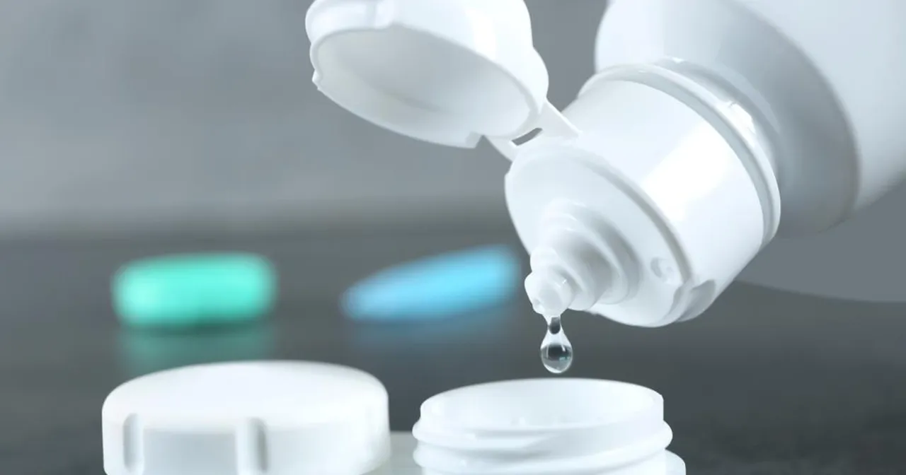 Zdjęcie Jaki płyn do soczewek? Wybierz najlepszy dla zdrowia oczu