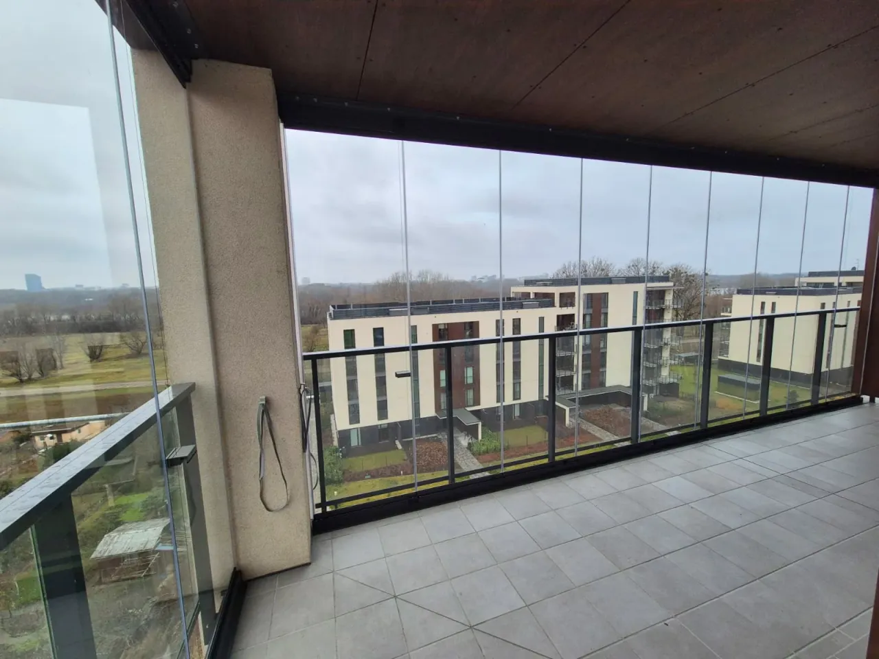 zabudowa balkonu cennik por&oacute;wnanie