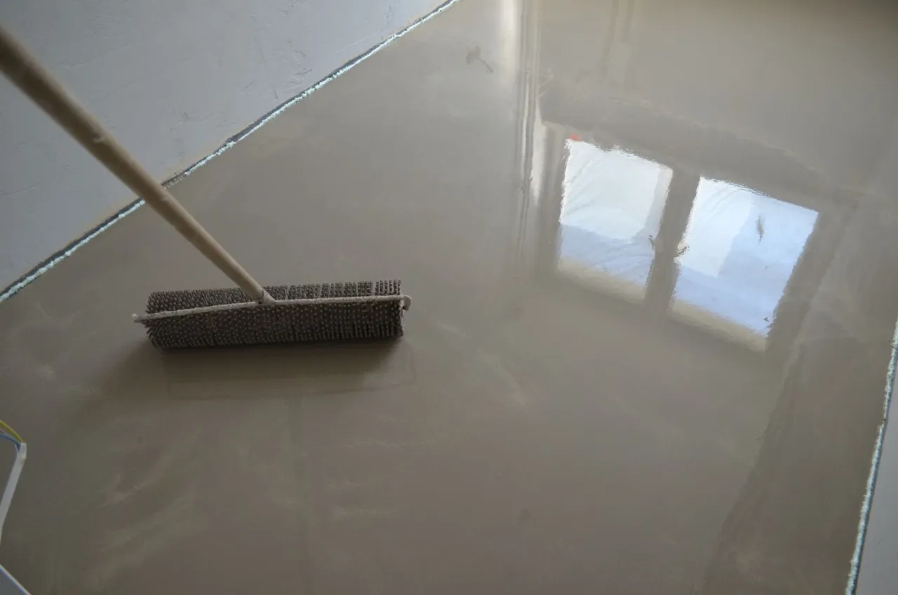 czynniki wpływające na koszt wylewki anhydrytowej