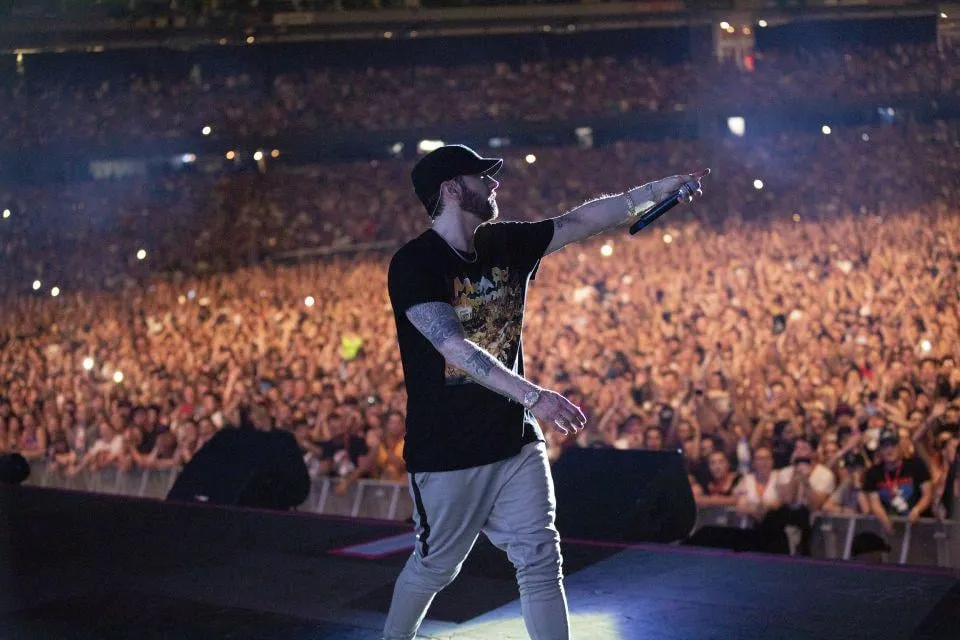 Eminem koncert stadion scena produkcja