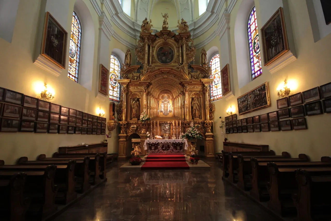 Sanktuarium Matki Bożej Gidelskiej figurka