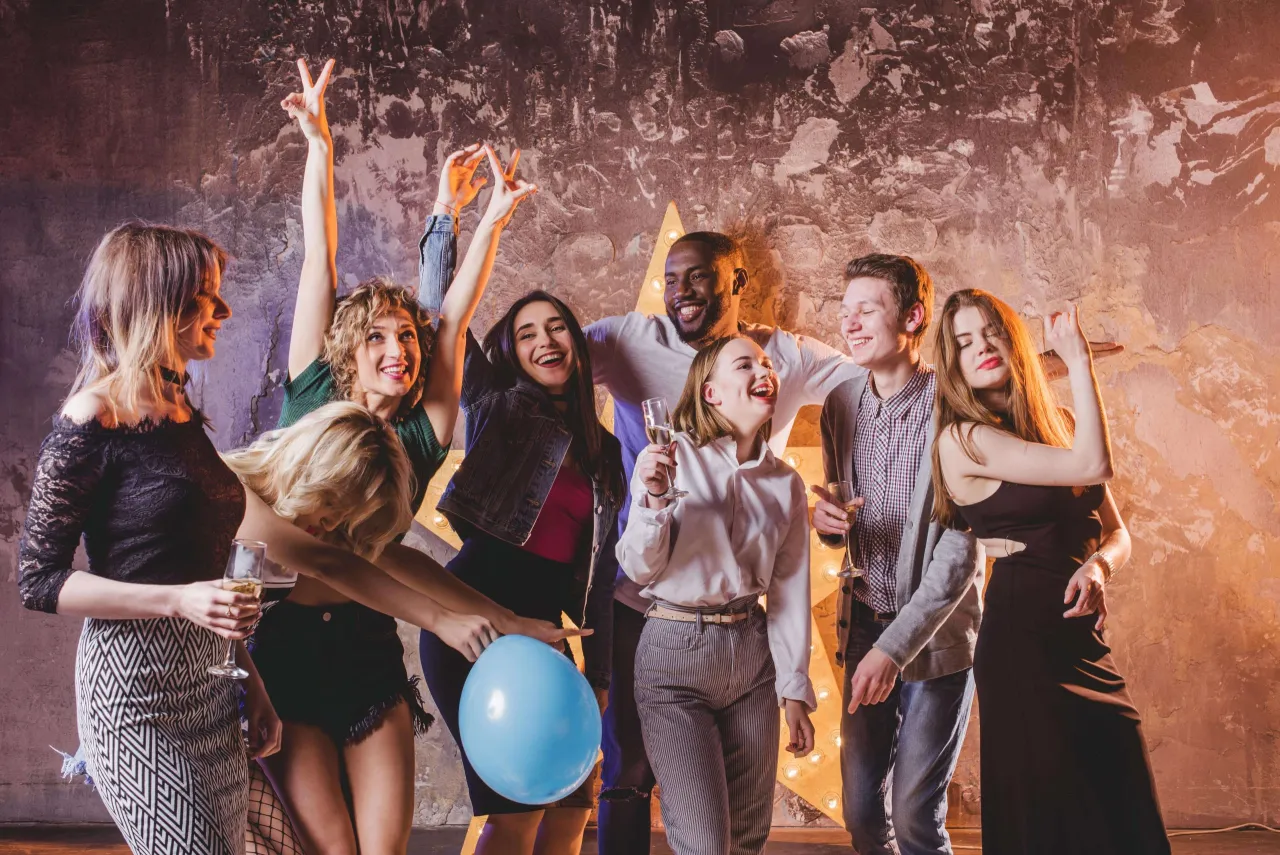 fotobudka vs fotolustro por&oacute;wnanie