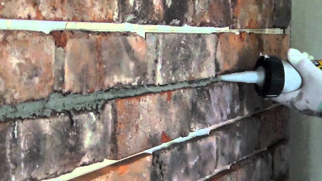 fugowanie cegły dekoracyjnej rękawem