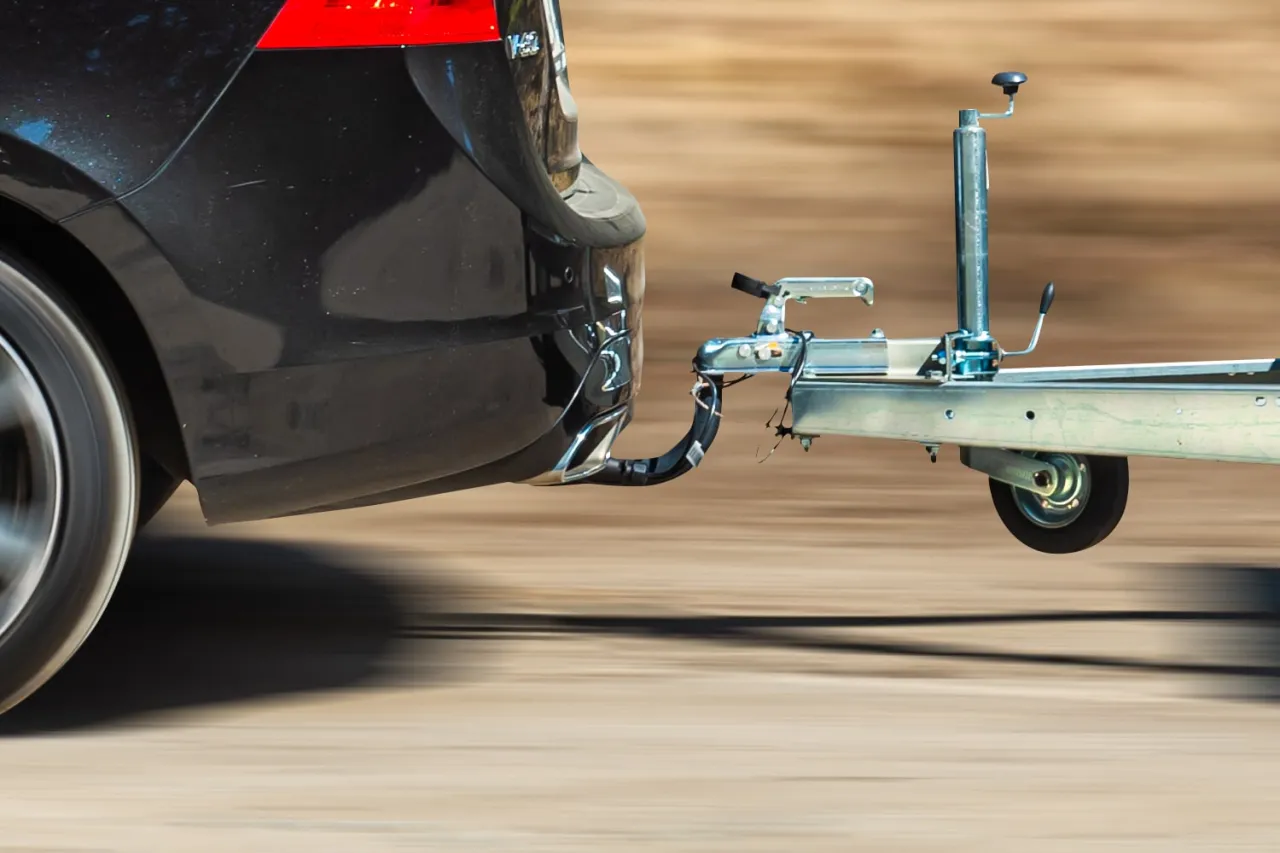 Punkty zaczepu holowniczego w samochodzie