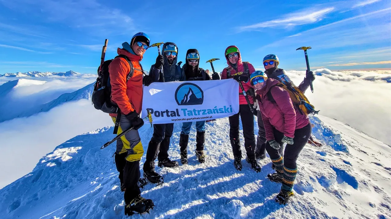 zimowy ekwipunek turystyczny w Tatry