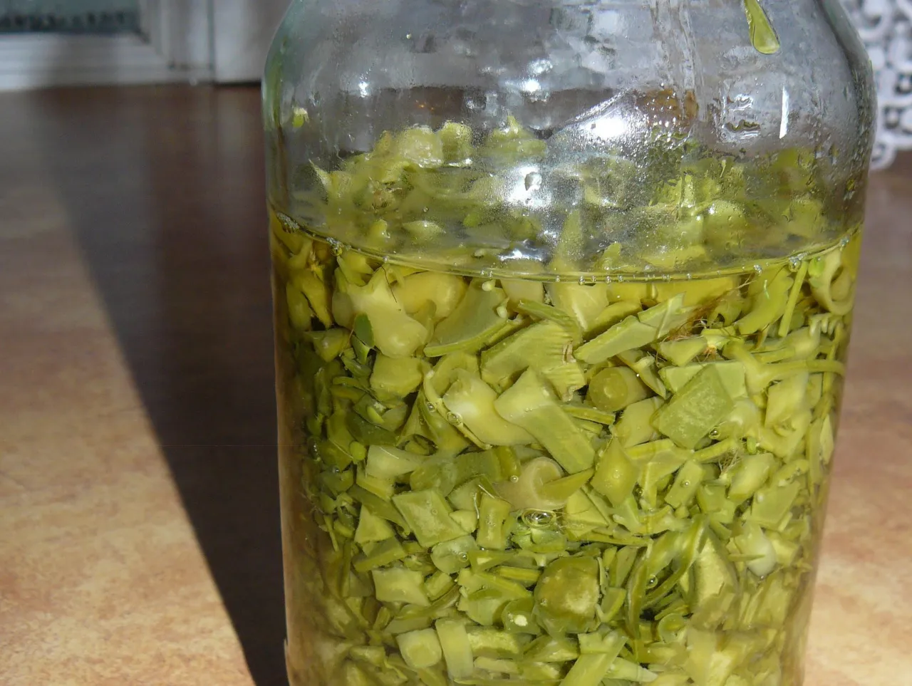 nalewka z żywor&oacute;dki na sk&oacute;rę