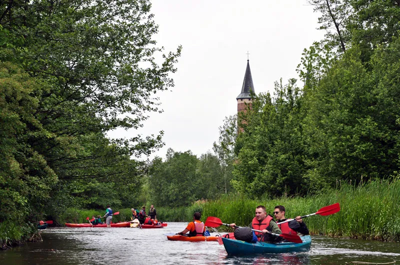 spływ kajakowy drzewiczka