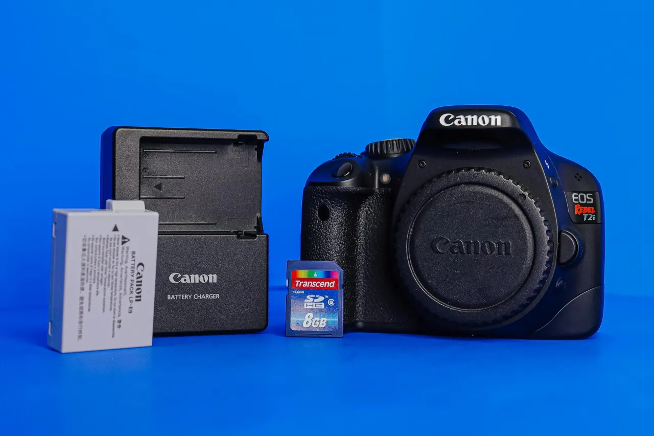 Canon lustrzanka vs bezlusterkowiec por&oacute;wnanie