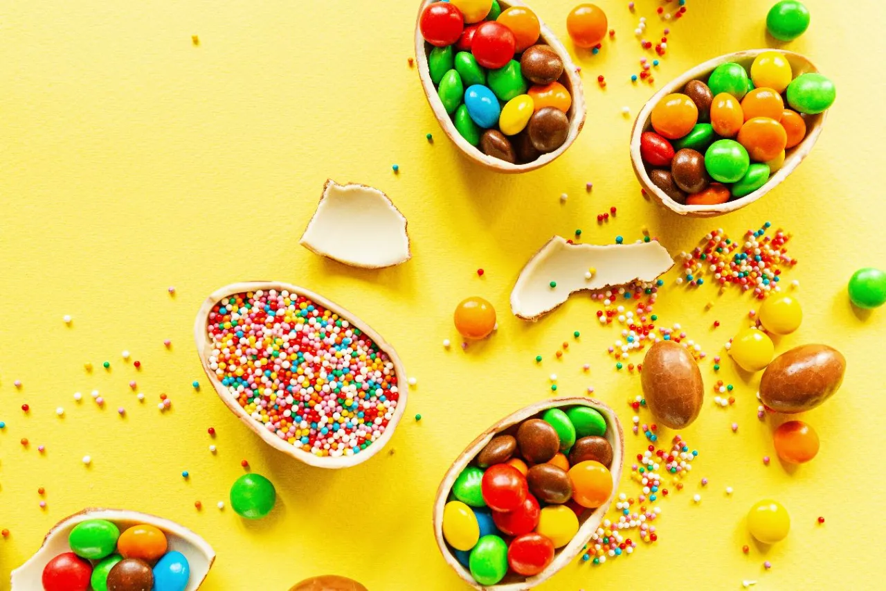 Zdjęcie Jak zrobić kinder joy w domu - łatwy przepis na słodką niespodziankę