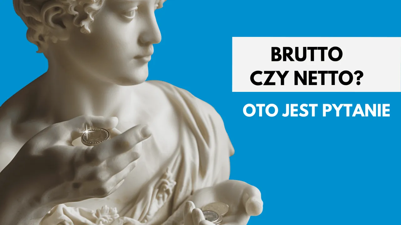 Rzeźba z monetami w dłoniach. Czy odszkodowanie z AC a VAT to kwota brutto czy netto? Oto jest pytanie.