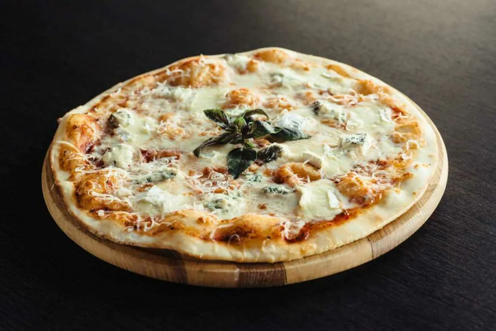 Zdjęcie Jakie sery do pizzy - najlepsze wybory dla idealnego smaku