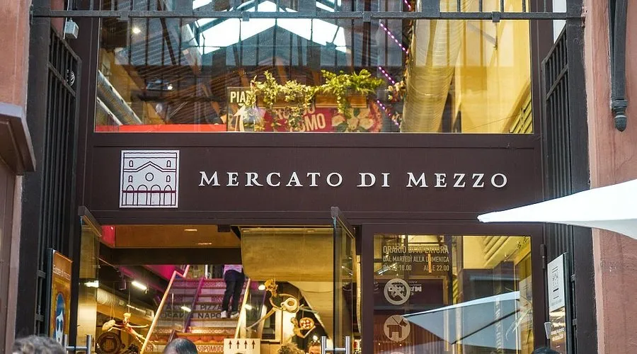 Bologna street food Mercato di Mezzo