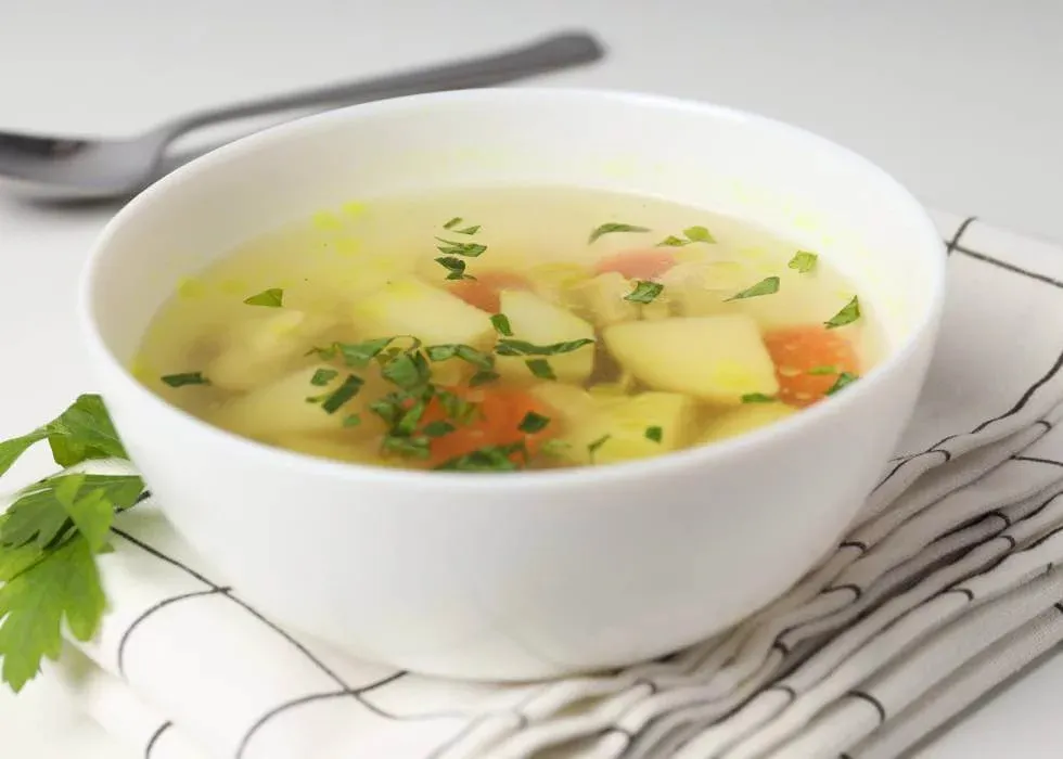 lekkostrawne posiłki na b&oacute;l brzucha