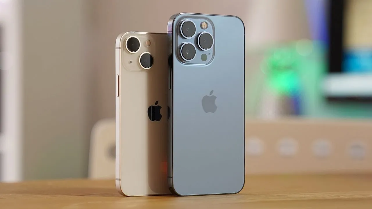 Por&oacute;wnanie technologii ekran&oacute;w iPhone 13 i iPhone 13 Pro