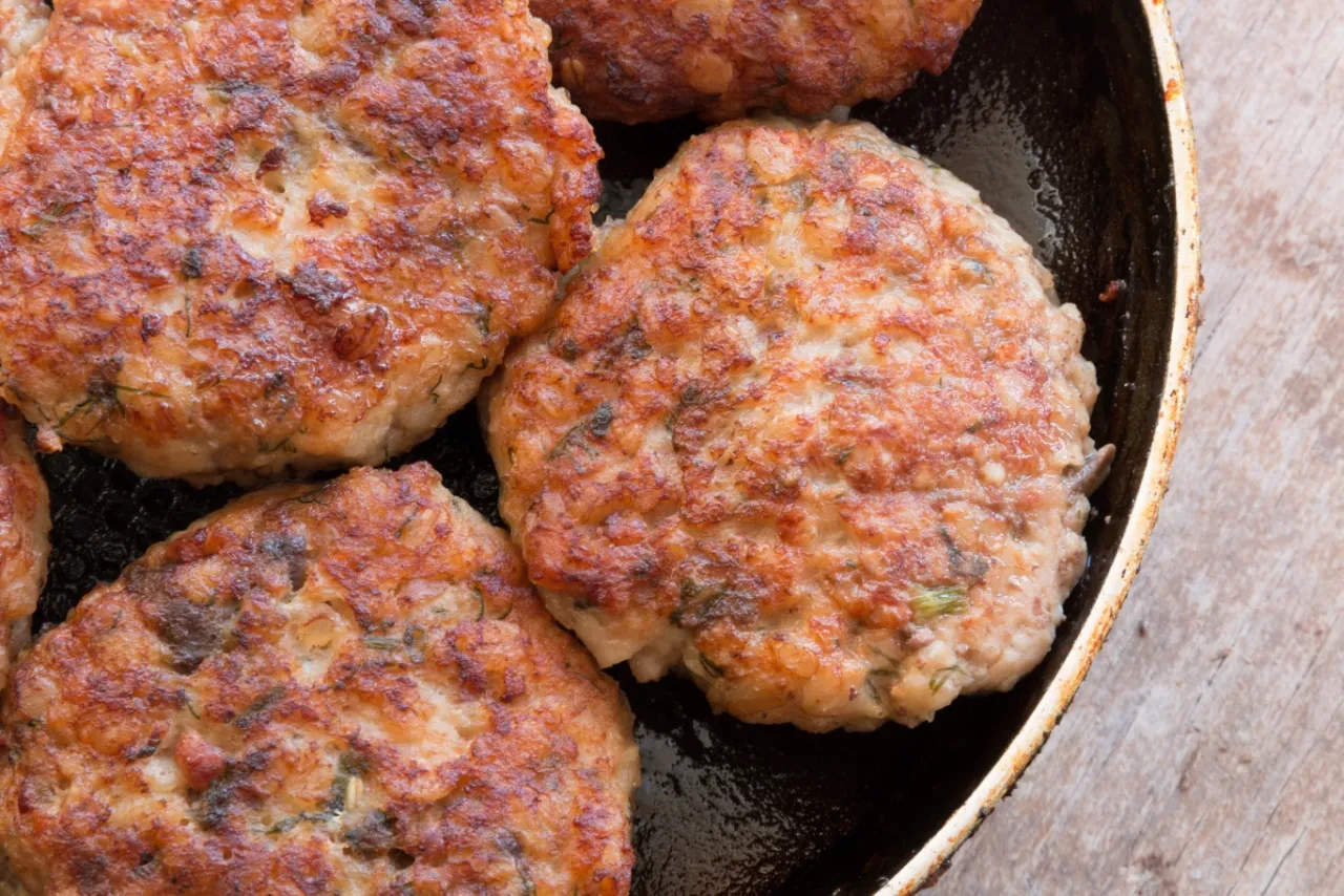 suche kotlety mielone przyczyny