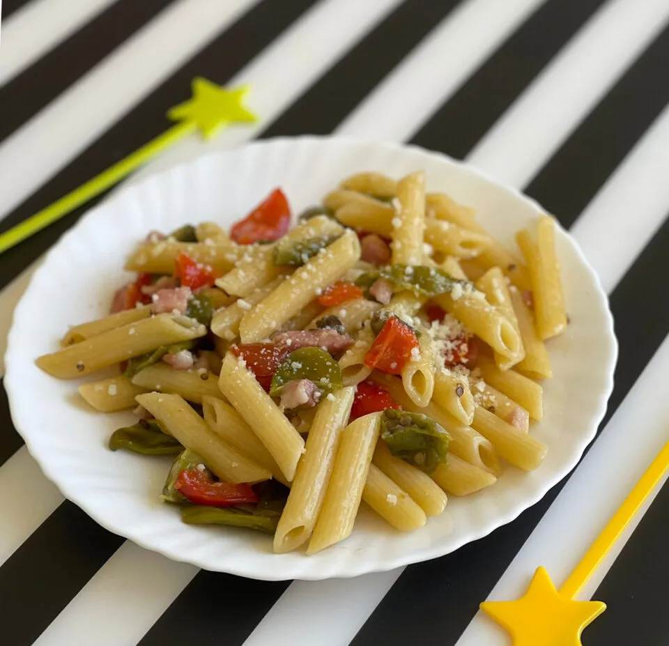 pasta con pancetta e verdure